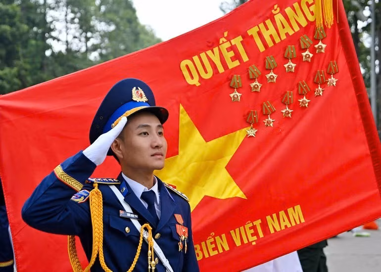 Vietnam Coast Guard officers during a pre-parade rehearsal. (Photo: nhandan.vn)
