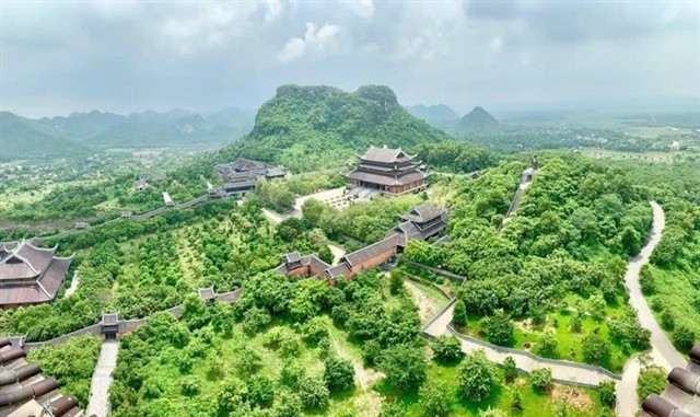 Bai Dinh Pagoda, a religious tourism site developed by Xuan Truong. The construction firm has proposed building an airport in Ninh Binh province. ( Photo baochinhphu.vn)