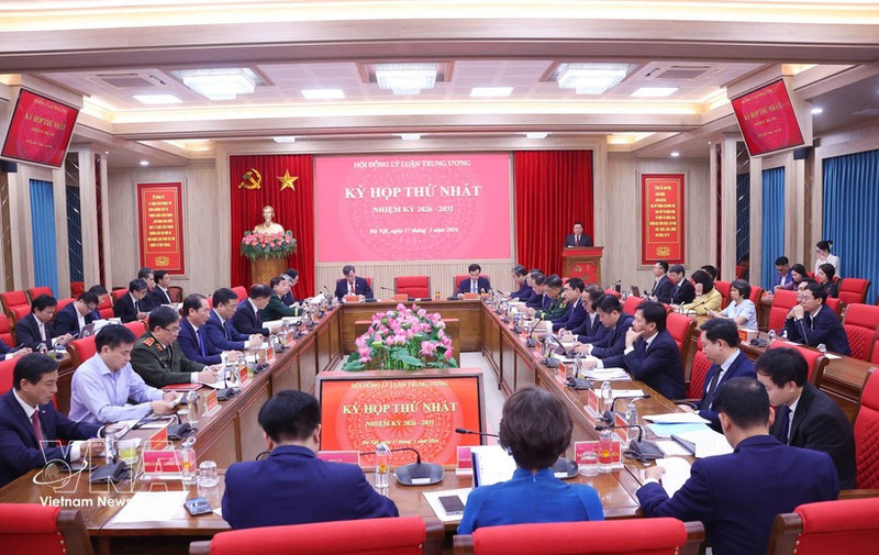An overview of the first meeting of the Central Theory Council on March 17 (Photo: VNA)