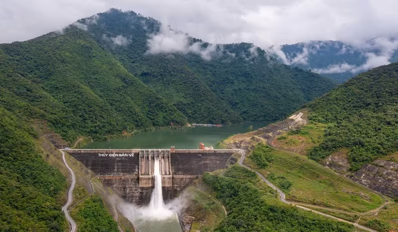 State-owned enterprises need to promote their enabling and leading role in the new stage of development. (Illustrative photo)