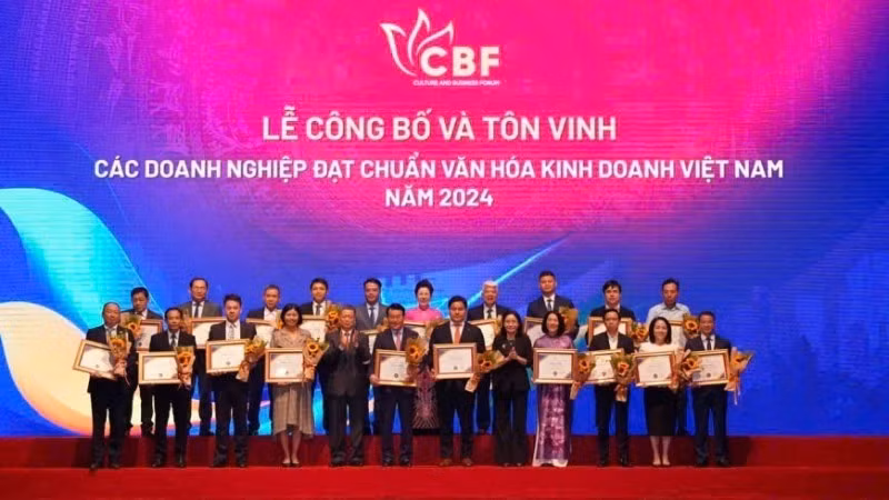 Enterprises honoured for meeting the Viet Nam Business Culture Standards in 2024. (Photo: THANH BINH)