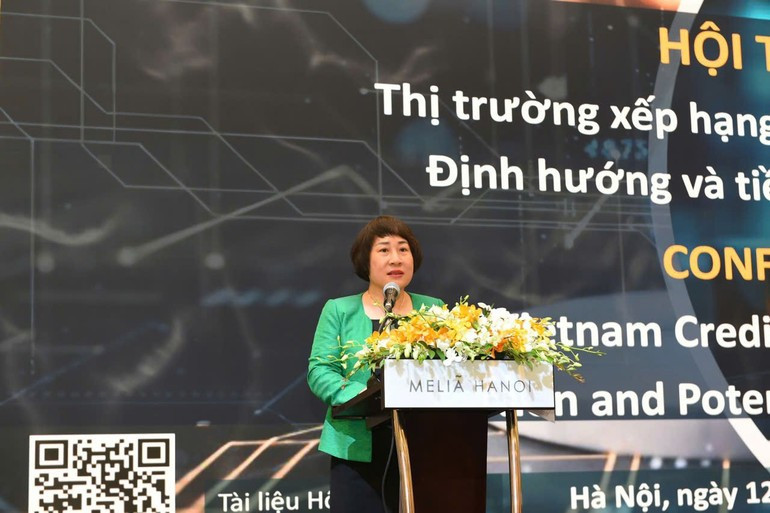 Pham Thi Thanh Tam, Deputy Head of the Department of Financial Institutions, Ministry of Finance, delivers opening remarks at the seminar.