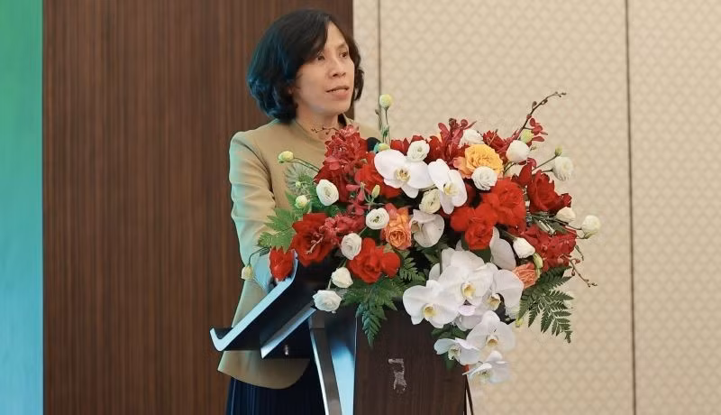 Lai Viet Anh, Deputy Head of the Department of E-commerce and Digital Economy, Ministry of Industry and Trade speaking at the event. (Photo: nhandan.vn)