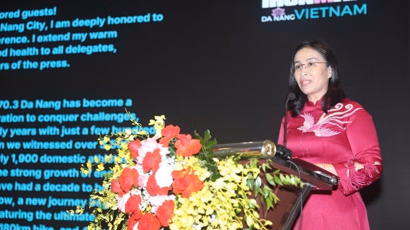 Nguyen Thi Anh Thi, Vice Chairwoman of the Da Nang People’s Committee, delivered remarks at the event. (Photo: nhandan.vn)