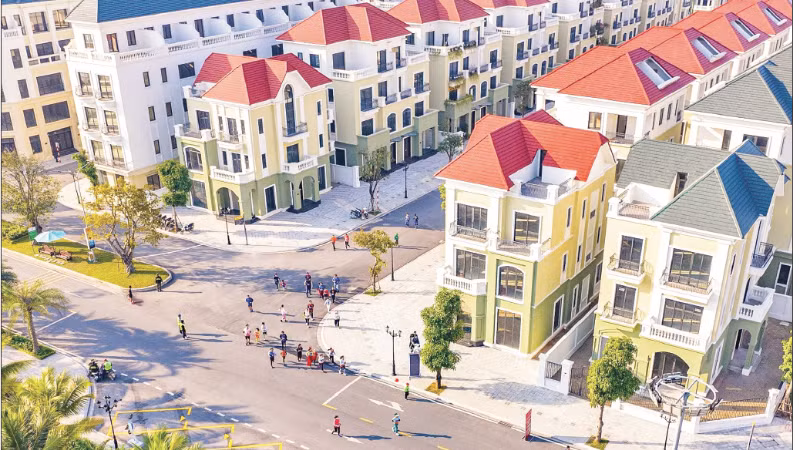 The Ocean Park urban area is one of the green building projects in Viet Nam certified under EDGE standards.