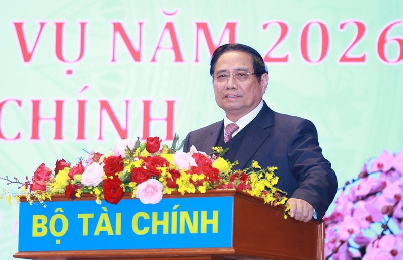 Prime Minister Pham Minh Chinh speaks at a conference reviewing the finance sector’s financial, budgetary, investment and socio-economic development efforts in 2025 and outlining tasks for 2026 held in Ha Noi on January 6. (Photo: VNA)