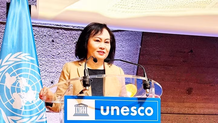 Dr Vu Thi Minh Huong, Vice President of UNESCO’s Memory of the World Committee for Asia and the Pacific
