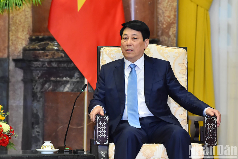 President Luong Cuong speaks at the reception.