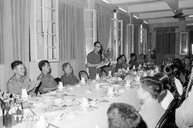 [In Pictures] President Khamtay Siphandone, a preeminent leader with important contributions to Laos-Vietnam relations ảnh 3