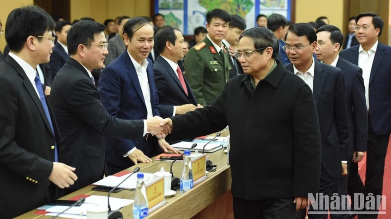 Prime Minister Pham Minh Chinh meets with Vinh Phuc authorities (Photo: NDO) Prime Minister Pham Minh Chinh meets with Vinh Phuc authorities (Photo: NDO)