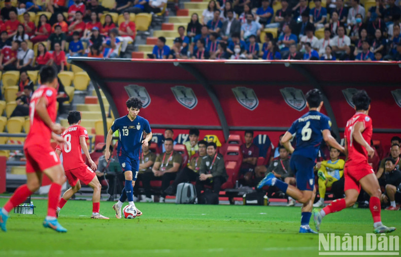 Thailand’s Ben Davis equalised the score to 1-1. Thailand’s Ben Davis equalised the score to 1-1.