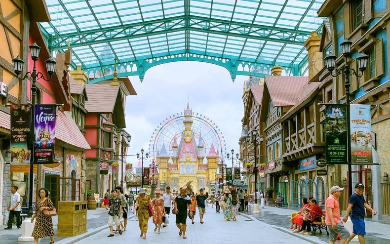 1 in 8 Vietnamese tourists (14%) want to visit an amusement park by 2025. (Photo: iStock - HuyNguyenSG) 1 in 8 Vietnamese tourists (14%) want to visit an amusement park by 2025. (Photo: iStock - HuyNguyenSG)