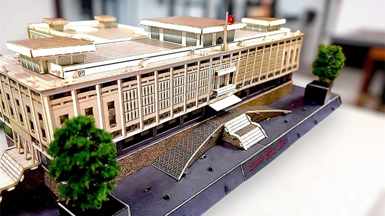 Each model shows her passion and love for the Fatherland. Each model shows her passion and love for the Fatherland.