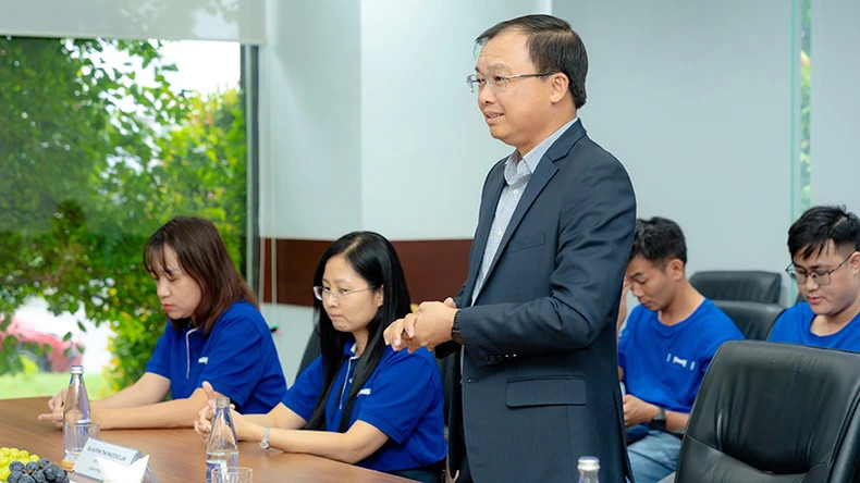 Vinamilk’s Chief Financial Officer Le Thanh Liem shares that digital transformation, including digitalisation in financial management, is a major strategy at Vinamilk. Vinamilk’s Chief Financial Officer Le Thanh Liem shares that digital transformation, including digitalisation in financial management, is a major strategy at Vinamilk.