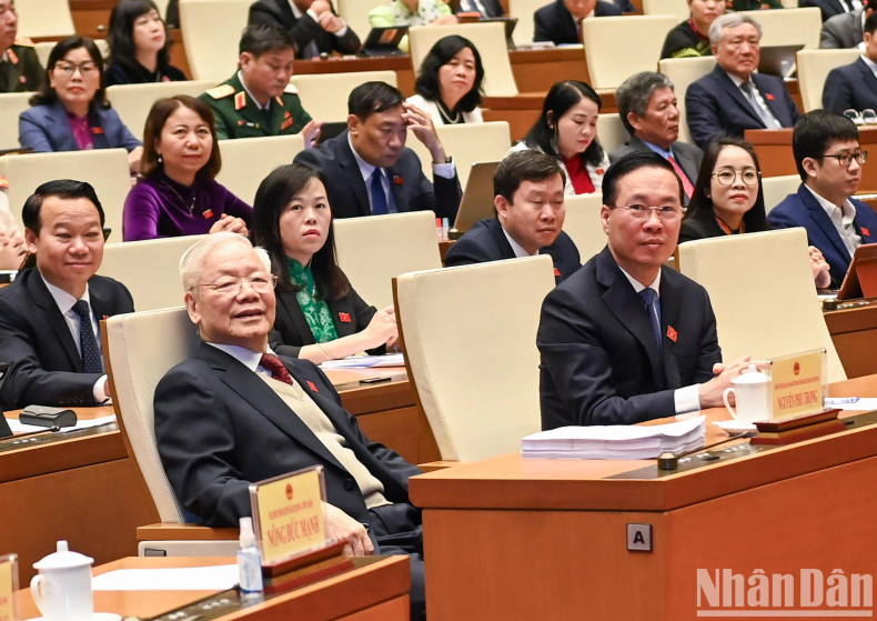 Party General Secretary Nguyen Phu Trong attends the session.