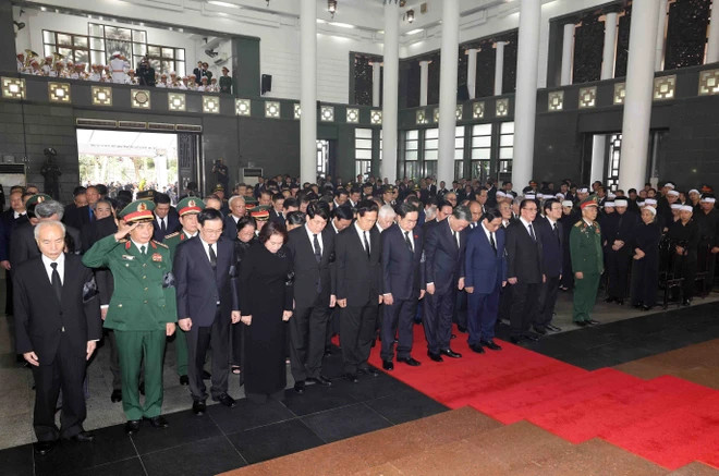 The CPV Central Committee delegation, led by Politburo member and State President To Lam, pay tribute to Party General Secretary Nguyen Phu Trong at the National Funeral Hall on July 25. (Photo: VNA) The CPV Central Committee delegation, led by Politburo member and State President To Lam, pay tribute to Party General Secretary Nguyen Phu Trong at the National Funeral Hall on July 25. (Photo: VNA)