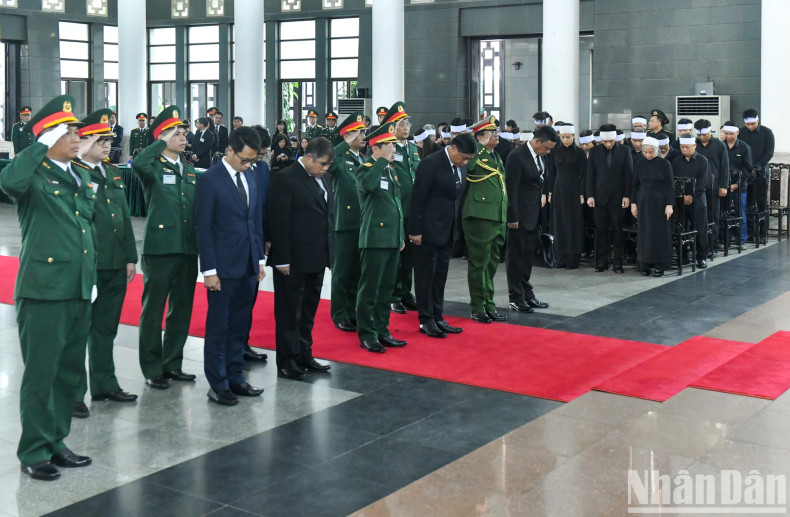 The delegation from Myanmar.