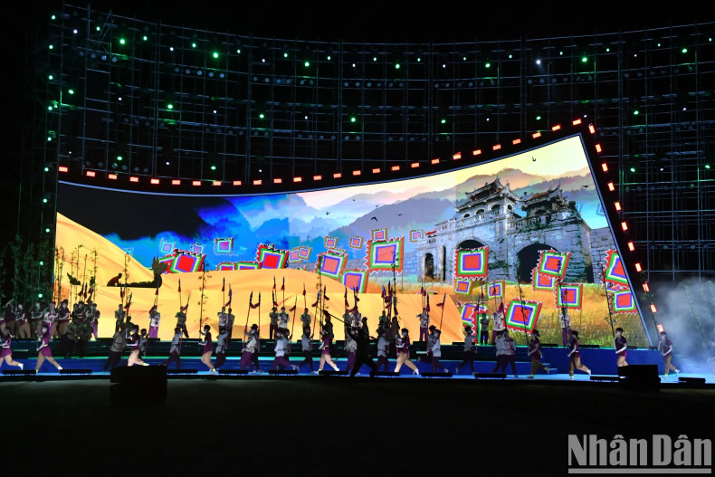 The goal of the festival is to honour the value of peace, overcome the consequences of war, and call on everyone to join hands in safeguarding and building a peaceful, prosperous, and sustainable life for their homeland, country, and humankind.