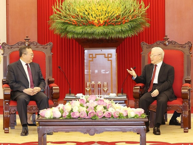 Party General Secretary Nguyen Phu Trong receives head of the International Liaison Department of the CPC Central Committee Liu Jianchao. (Photo: VNA) Party General Secretary Nguyen Phu Trong receives head of the International Liaison Department of the CPC Central Committee Liu Jianchao. (Photo: VNA)