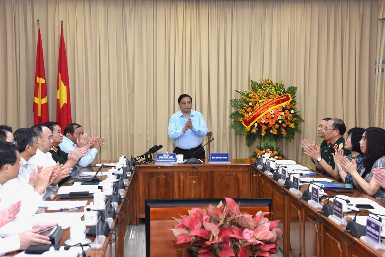 PM Pham Minh Chinh speaks at the working session. (Photo: NDO/Tran Hai)