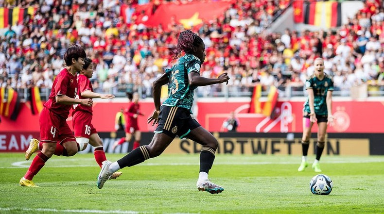 However, Vietnam remained calm to create dangerous opportunities. (Source: DFB) However, Vietnam remained calm to create dangerous opportunities. (Source: DFB)