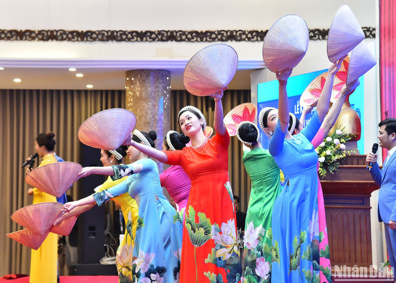 An art performance at the event.