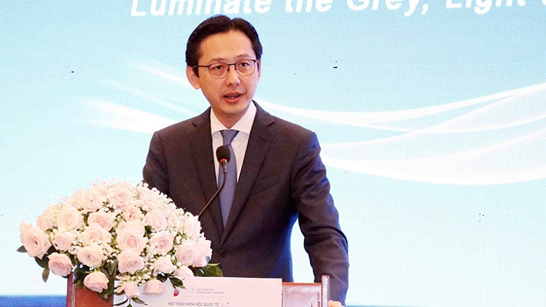 Deputy Foreign Minister Do Hung Viet speaks at the conference. Deputy Foreign Minister Do Hung Viet speaks at the conference.