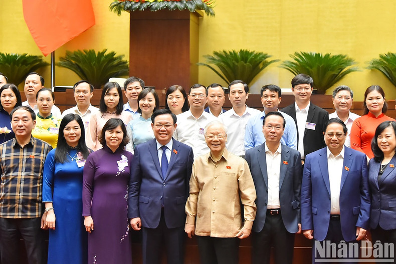 General Secretary Nguyen Phu Trong, President Vo Van Thuong, Prime Minister Pham Minh Chinh and National Assembly Chairman Vuong Dinh Hue and delegates at the morning session, on November 1.
