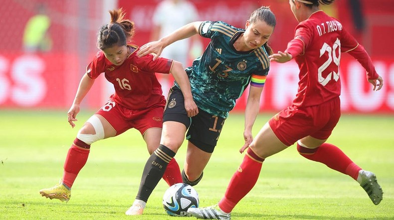 After that, the world No. 2 team continued to dominate against Vietnam. (Source: DFB) After that, the world No. 2 team continued to dominate against Vietnam. (Source: DFB)