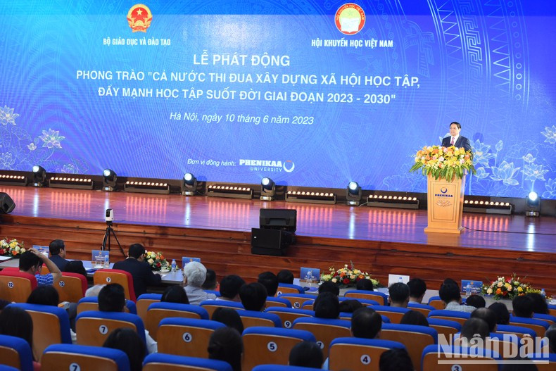 An overview of the event. An overview of the event.