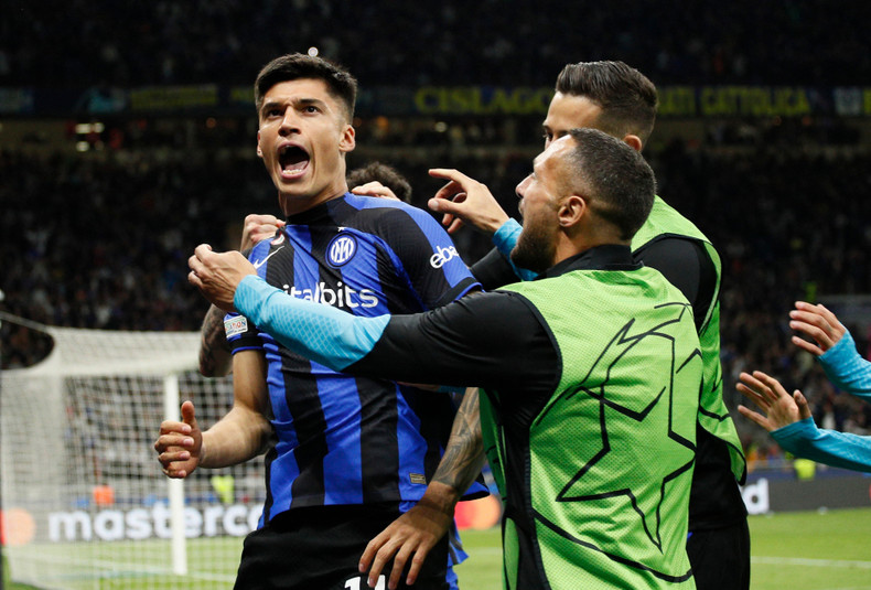 Inter Milan's Joaquin Correa celebrates scoring their third goal with teammates - Champions League - Quarter Final - Second Leg - Inter Milan v Benfica - San Siro, Milan, Italy - April 19, 2023. (Photo: Reuters) Inter Milan's Joaquin Correa celebrates scoring their third goal with teammates - Champions League - Quarter Final - Second Leg - Inter Milan v Benfica - San Siro, Milan, Italy - April 19, 2023. (Photo: Reuters)