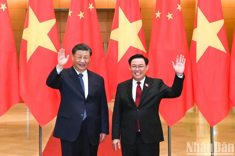 National Assembly Chairman Vuong Dinh Hue and General Secretary and President of China Xi Jinping. National Assembly Chairman Vuong Dinh Hue and General Secretary and President of China Xi Jinping.