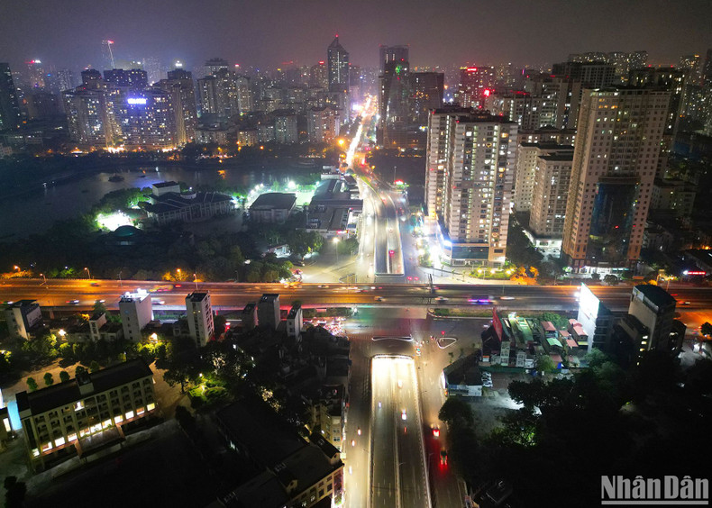 Le Van Luong - To Huu underground tunnel is a key traffic project, opened to traffic on the occasion of the 69th anniversary of Hanoi's Liberation Day (October 10, 1954 - 2023). Le Van Luong - To Huu underground tunnel is a key traffic project, opened to traffic on the occasion of the 69th anniversary of Hanoi's Liberation Day (October 10, 1954 - 2023).