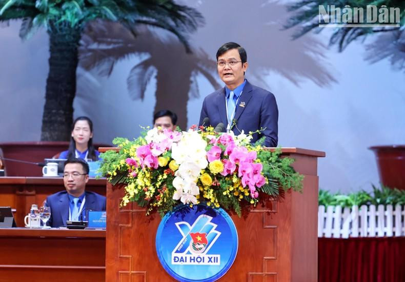 First Secretary of the Ho Chi Minh Communist Youth Union Central Committee Bui Quang Huy, presents the Political Report of the 11th Central Committee of the Ho Chi Minh Communist Youth Union.