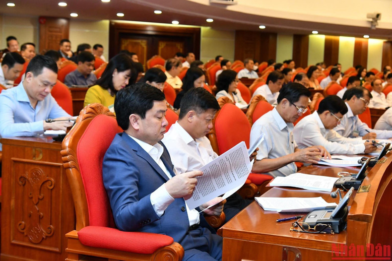 Delegates attend the conference. Delegates attend the conference.