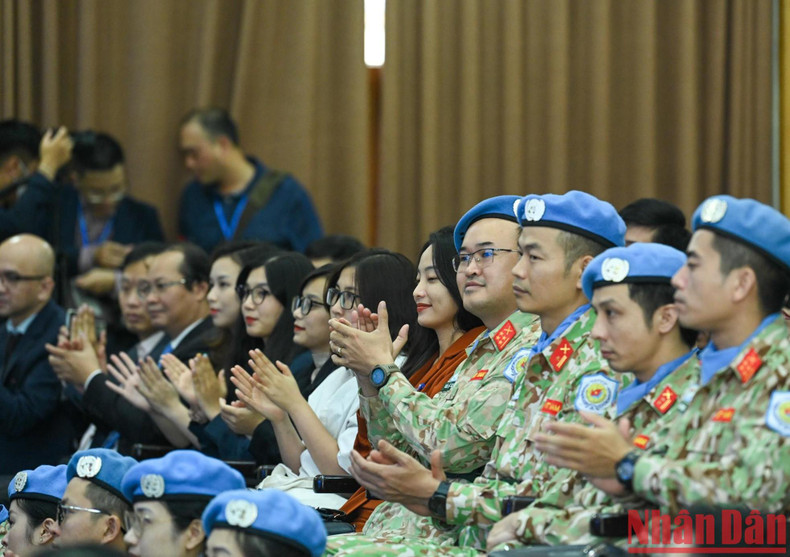 Representatives of youths, students and Vietnamese peacekeepers attend the dialogue.