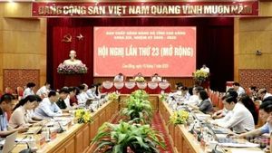 At the meeting (Photo: NDO)