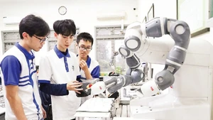 Students in a laboratory at the University of Technology under the Viet Nam National University, Ha Noi.