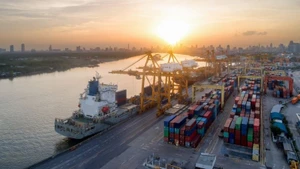 Exports to the US, Viet Nam’s largest market, surged by 34% year-on-year, the fastest pace since January 2024. (Photo: nhandan.vn)
