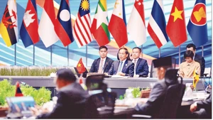 A Vietnamese delegation attended the ASEAN-UK meeting held in Malaysia in July 2025. (Photo: Ministry of Foreign Affairs)