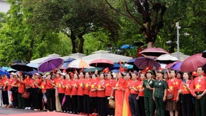 Over 1,300 elderly people participated in the event. (Photo: NDO)
