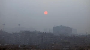 Pollution smog covers the sky in Cairo, Egypt on January 8, 2022. (Photo: Xinhua/VNA)