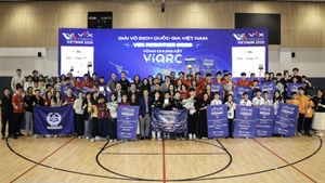 The winning teams from schools honoured at the final round of the Viet Nam National VEX Robotics Championship 2026.