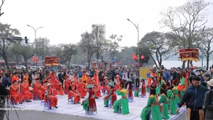 Ha Noi is estimated to welcome about 1.34 million travellers during the nine-day Lunar New Year (Tet) holiday from February 14–22. (Photo: VNA)