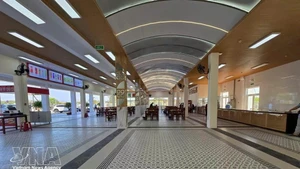 A rest stop along the North–South expressway’s eastern section (Photo: VNA)