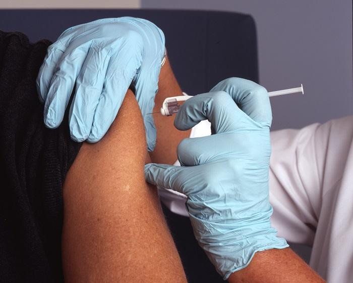 Spain will start to administer the fourth dose of vaccine against COVID-19 on Sept. 26, said the Ministry of Health on Thursday.
