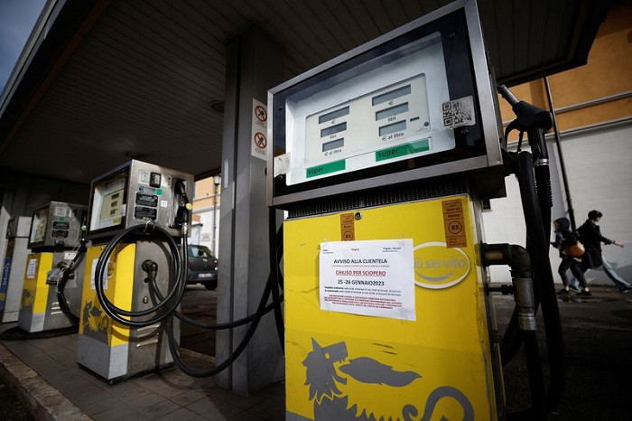 World News in Brief: January 25