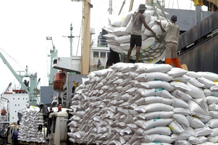Myanmar exported over 2.4 million tons of rice and broken rice in the 2024-25 fiscal year, according to the Myanmar Rice Federation (MRF) on Tuesday. The country earned more than 1.1 billion USD from the exports during the fiscal year (April 2024-March 2025).