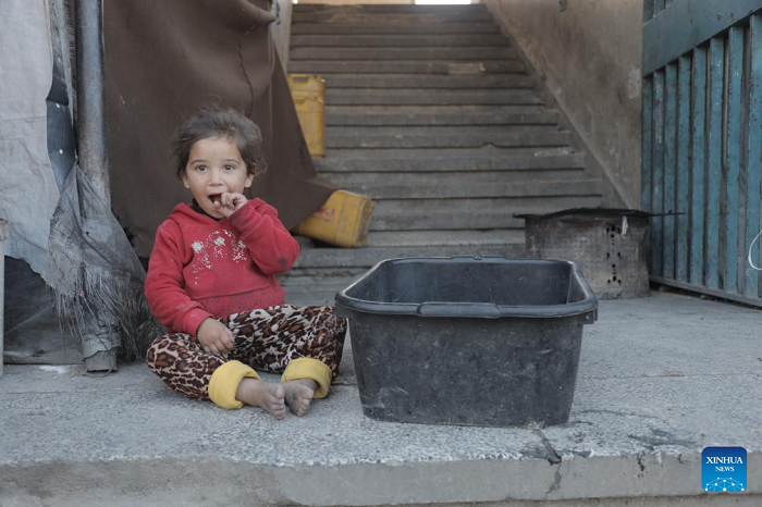 A displaced Palestinian child is seen at a school-turned shelter in Beit Lahia in the northern Gaza Strip, on April 5, 2025. (Photo: Xinhua) 