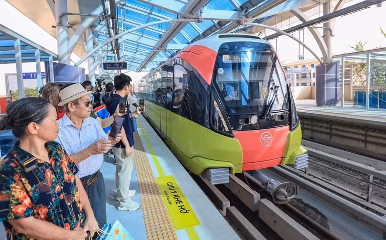 Over the past three months of commercial operation, the elevated segment has served over 2 million passengers. 